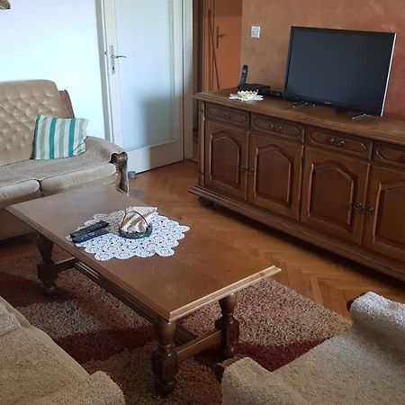 Baston Rent Leilighet Podgorica Eksteriør bilde