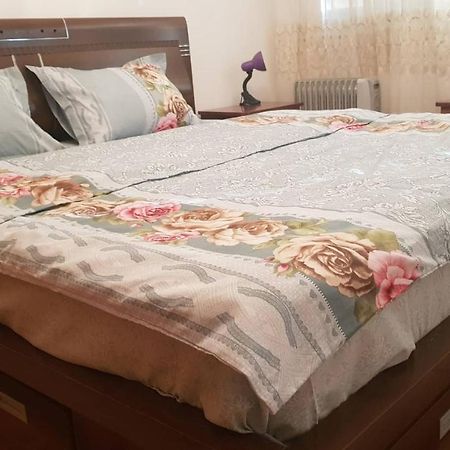 Baston Rent Leilighet Podgorica Eksteriør bilde