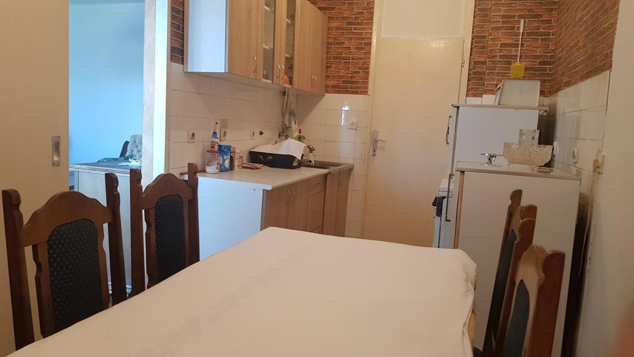 Baston Rent Leilighet Podgorica Eksteriør bilde